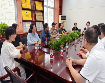 聚焦医疗质量 共筑安全防线-鹤壁市中医医院质量管理控制中心专家组莅临我院检查指导